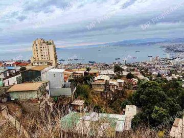 Se vende casa cerro cárcel tremenda inversión vista al mar