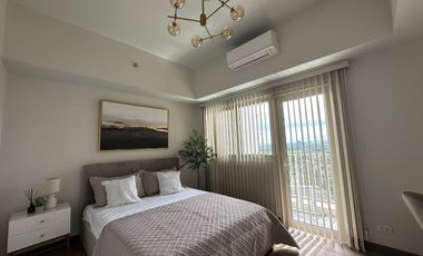 PARKMCKINLEYWEST21XTA: For Rent Fully Furnished 1BR with Balcony in Park McKinley West