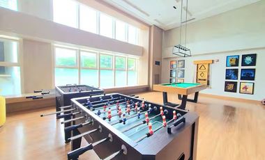 PARKMCKINLEYWEST21XTA: For Rent Fully Furnished 1BR with Balcony in Park McKinley West