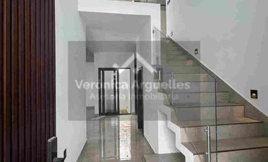 Hermosas Casas en Unidad Nacional acabados premium