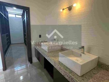 Hermosas Casas con estilo y acabados Premium