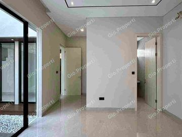 RUMAH BARU GRESS CITRALAND MINIMALIS TROPICAL DEKAT FRESH MARKET