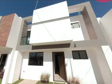 CASA EN VENTA EN FRACCIONAMIENTO SAN PATRICIO SAN LUIS POTOSI DE REMATE