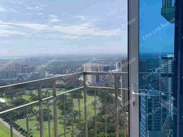 For Lease, 2-bedrooms with balcony
