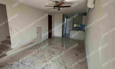 CASA EN VENTA EN XOCHITEPEC DENTRO DE FRACCIONAMIENTO CON ALBERCA