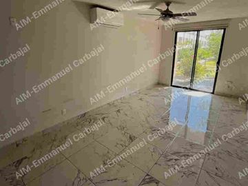 CASA EN VENTA EN XOCHITEPEC DENTRO DE FRACCIONAMIENTO CON ALBERCA