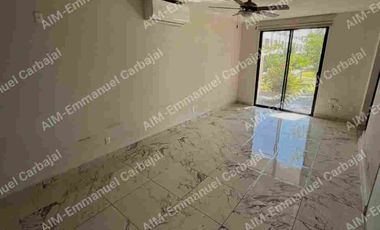 CASA EN VENTA EN XOCHITEPEC DENTRO DE FRACCIONAMIENTO CON ALBERCA
