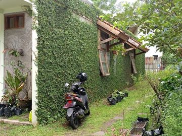 Rumah 2Lt di Muri Salim Pisangan Cireundeu, Dekat Kampus UIN dan MRT Lebak Bulus