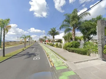 CASA EN CERRADA PUNTA ARENAS 155, JURIQUILLA, QUERETARO. REMATE ADJUDICADO
