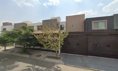 CASA EN RESIDENCIAL SANTA FE, QUERETARO. REMATE ADJUDICADO