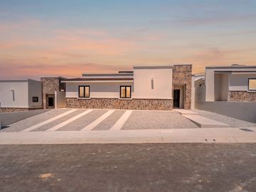 Casa en Venta - Rosarito, Nuevas con Vista al Mar