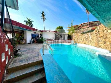 casa en venta como Terreno Acapulco caleta