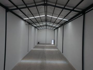 Dijual Gudang Blessindo, lt 430M2, lb 330M2, Harga 5,4M
