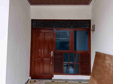 Rumah 2 Lantai Full Renov Siap Huni Hrg 750Jt Di Kranggan Permai Cibubur