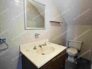 Amplio Departamento con patio en venta en colonia Polanco San Luis Potosí.