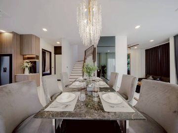 Spacious 4-Bedroom Family Home near Ao Nang Attractions