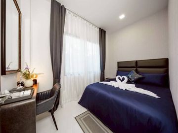 Spacious 4-Bedroom Family Home near Ao Nang Attractions