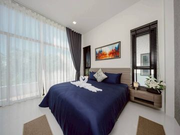 Spacious 4-Bedroom Family Home near Ao Nang Attractions