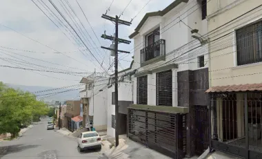 CASA EN CUMBRES PEDREGAL, MONTERREY, NUEVO LEON. REMATE ADJUDICADO