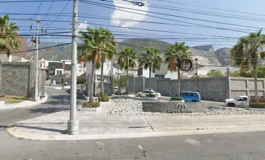 CASA EN COLINA VERDE 3232, CUMBRES DEL VALLE, MONTERREY, NUEVO LEON. REMATE ADJUDICADO