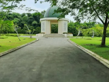 Al Jamil: Pemakaman Islam dekat Mushola at Sandiego Hills Karawang