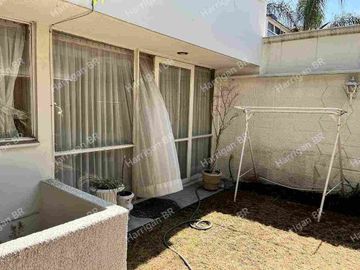 VENTA CASA CTO. JURISTAS, SATÉLITE