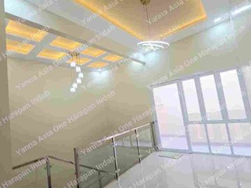 Rumah 2 lantai Semi Furnished Siap Huni di Harapan Indah Bekasi