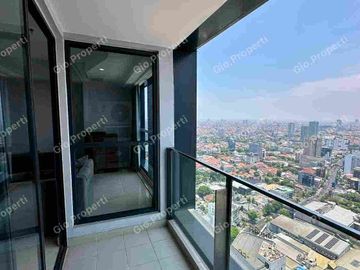 APARTEMEN THE PEAK RESIDENCE PRIVATE LIFT BEST VIEW