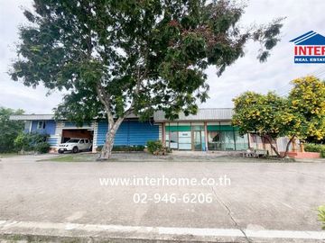 Land and building on 1 rai 100 sq.wa. Located on Ban Kluay-Sai Noi Road, near Wat Masong and Masong Mitraphap School No. 55, adjacent to the canal roa
