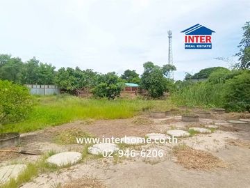 Land and building on 1 rai 100 sq.wa. Located on Ban Kluay-Sai Noi Road, near Wat Masong and Masong Mitraphap School No. 55, adjacent to the canal roa