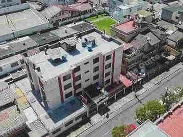 Hotel en venta a una cuadra del Colegio de America en El Inca