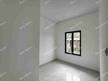 2,5Lantai Hunian Modern Minimalis di Jakarta Selatan under 1M