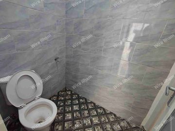 2,5Lantai Hunian Modern Minimalis di Jakarta Selatan under 1M