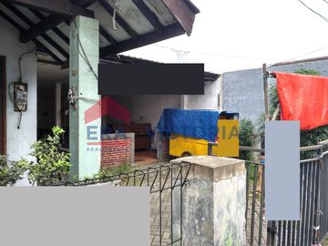 Rumah + Ruang Usaha Mojoroto Kota Kediri Pinggir Jalan Besar Dekat Dengan Klinik Kesehatan, Terminal dan Lingkungan Sekolah
