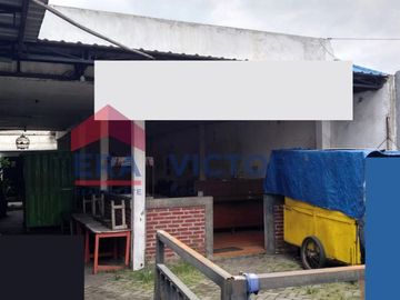 Rumah + Ruang Usaha Mojoroto Kota Kediri Pinggir Jalan Besar Dekat Dengan Klinik Kesehatan, Terminal dan Lingkungan Sekolah