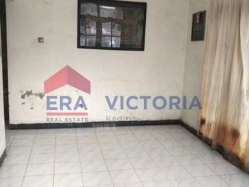 Rumah + Ruang Usaha Mojoroto Kota Kediri Pinggir Jalan Besar Dekat Dengan Klinik Kesehatan, Terminal dan Lingkungan Sekolah