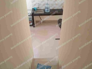 Rumah 2 Lantai lokasi stregis ,dkt tol stasiun LRT cibubur harja mukti.