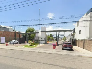 CASA EN FRACCIONAMIENTO LA ANTIGUA CEMENTERA, PUEBLA. REMATE ADJUDICADO