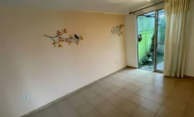 CASA EN FRANCISCO I MADERO, LERMA, EDOMEX. REMATE ADJUDICADO