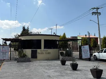 CASA EN FRANCISCO I MADERO, LERMA, EDOMEX. REMATE ADJUDICADO