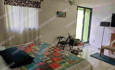 VENTA CASA COL. MARAVILLAS, EN UN NIVEL. 
PRIVADA CERRADA CON PORTÓN ELÉCTRICO.