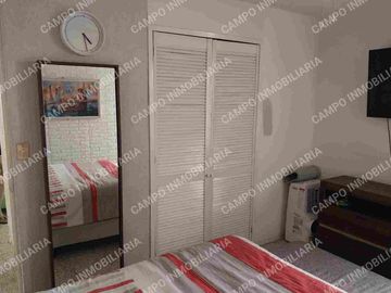 VENTA CASA COL. MARAVILLAS, EN UN NIVEL. 
PRIVADA CERRADA CON PORTÓN ELÉCTRICO.