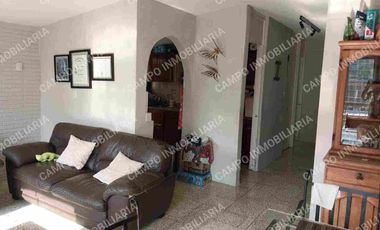 VENTA CASA COL. MARAVILLAS, EN UN NIVEL. 
PRIVADA CERRADA CON PORTÓN ELÉCTRICO.