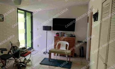 VENTA CASA COL. MARAVILLAS, EN UN NIVEL. 
PRIVADA CERRADA CON PORTÓN ELÉCTRICO.