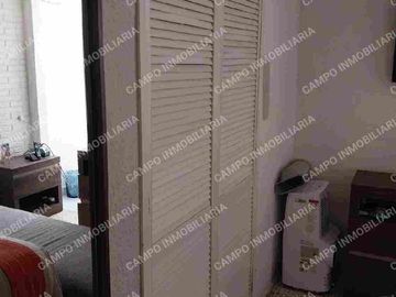 VENTA CASA COL. MARAVILLAS, EN UN NIVEL. 
PRIVADA CERRADA CON PORTÓN ELÉCTRICO.