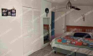 VENTA CASA COL. MARAVILLAS, EN UN NIVEL. 
PRIVADA CERRADA CON PORTÓN ELÉCTRICO.