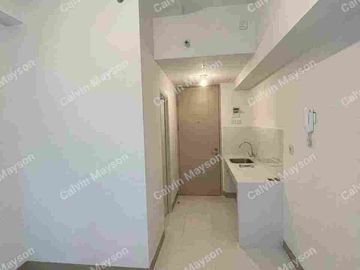 Disewakan Apartemen Tokyo Riverside PIK 2 Studio Kosongan Murah Meriah