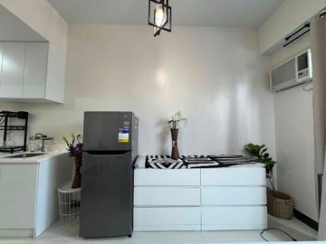 Condo for Rent in Zadia