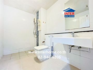 44.05 sq.m. condominium at Metro Park Sathorn, near BTS Bang Wa, Seacon Bang Khae, Ratchaphruek Road, Sathorn Road, and Kanlapaphruek Road, Phasi Char