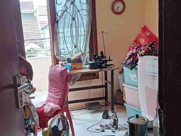 Rungkut Mapan Barat Hook  Row 3 mobil